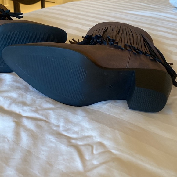 NWOT Roper Fringe Boots in Size 8 - Picture 5 of 7